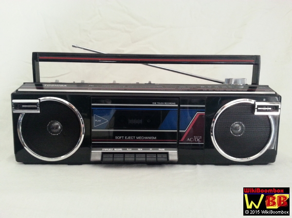 Toshiba RT-8016 boombox