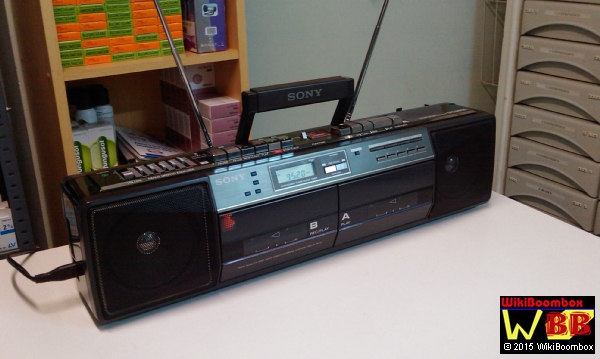 Sony CFS-W501 boombox